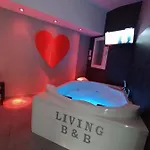 Living 3*
