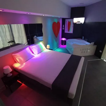 Living 3* Casoria