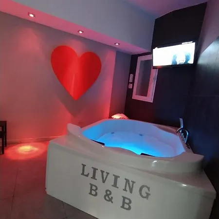 Living 3*